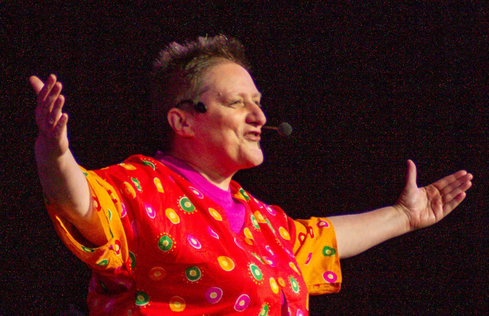 Image of Sarah Rundle performing